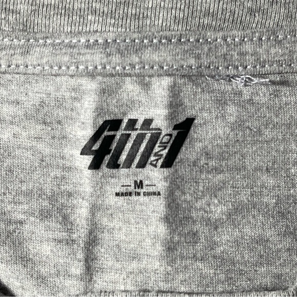 The Ohio State University Short Sleeve Crew Neck Pullover Graphic O Tee Sz M - Picture 6 of 8